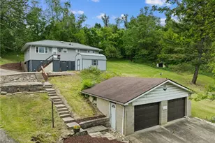 69641 Holley St, Martins Ferry, OH 43935 - Photo 35