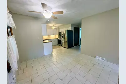 4439 Aspen Drive, Austintown, OH 44515 - Photo 11