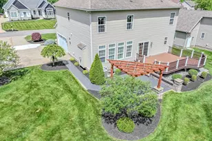 8375 Raleigh Pl, Concord Twp, OH 44077 - Photo 5