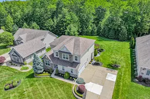 8375 Raleigh Pl, Concord Twp, OH 44077 - Photo 3