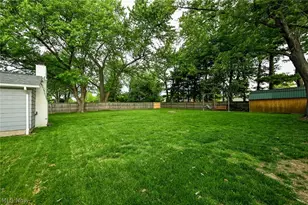 5175 Oakvale St SW, Canton, OH 44706 - Photo 11
