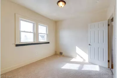 14722 Puritas Avenue, Loveland, OH 44135 - Photo 17