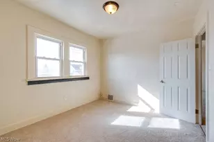 14722 Puritas Ave, Loveland, OH 44135 - Photo 17