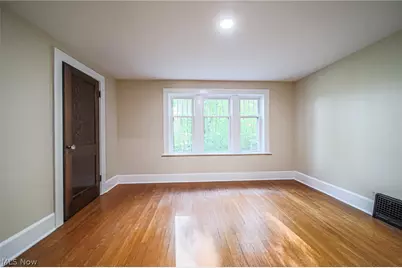13240 Sandusky Drive, Beach City, OH 44608 - Photo 17