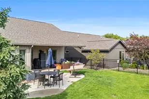 9070 Hummingbird Ln, North Ridgeville, OH 44039 - Photo 29