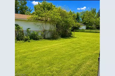 18909 Maple Heights Boulevard, Maple Heights, OH 44137 - Photo 5