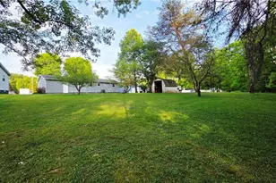 36 Suzanne St, Little Hocking, OH 45742 - Photo 25