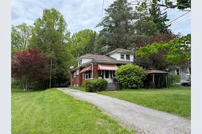 154 Hollywood Avenue, Youngstown, OH 44512 - Photo 1