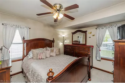 2424 E 30th Street, South Lorain, OH 44055 - Photo 23