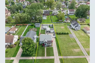 2424 E 30th Street, South Lorain, OH 44055 - Photo 15