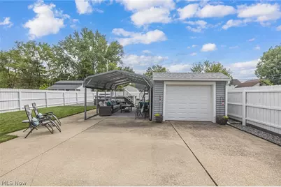 2424 E 30th Street, South Lorain, OH 44055 - Photo 13