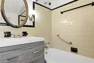 1980 Idlehurst Dr, Euclid, OH 44117 - Photo 13