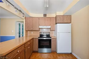 4250 Eastway Rd, South Euclid, OH 44121 - Photo 9