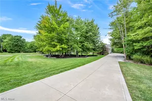 12105 Girdled Rd, Concord Twp, OH 44077 - Photo 9