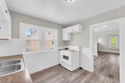 18123 McCracken Road, Maple Heights, OH 44137 - Photo 11