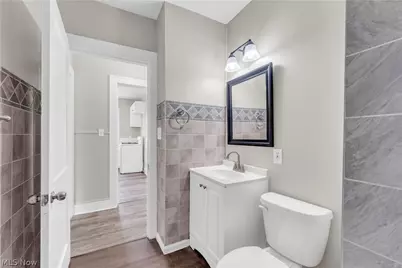 18123 McCracken Road, Maple Heights, OH 44137 - Photo 23