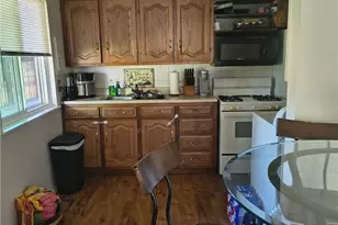 2347-2349 Nicholas Ave, Akron, OH 44305 - Photo 3
