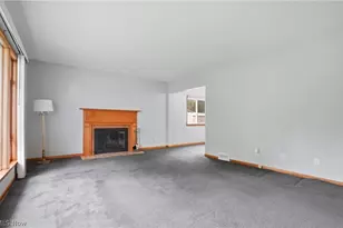 5912 Woodward Dr, Akron, OH 44319 - Photo 7