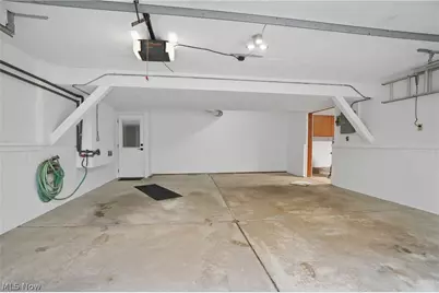 5912 Woodward Drive, Akron, OH 44319 - Photo 37