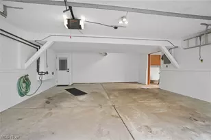 5912 Woodward Dr, Akron, OH 44319 - Photo 37