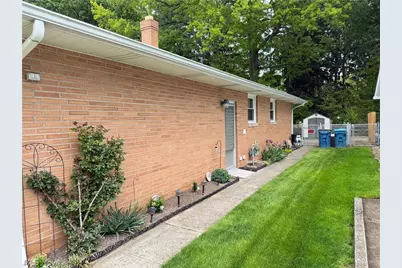 4291 Brendan Lane, North Olmsted, OH 44070 - Photo 9