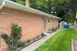 4291 Brendan Ln, North Olmsted, OH 44070 - Photo 9
