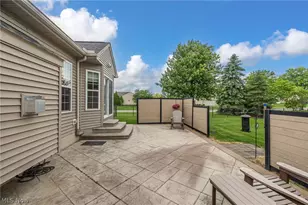 37164 Stone Creek Dr, North Ridgeville, OH 44039 - Photo 33