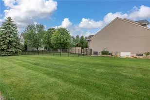 37164 Stone Creek Dr, North Ridgeville, OH 44039 - Photo 31