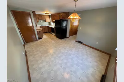4217 Harrison Avenue NW, Canton, OH 44709 - Photo 5