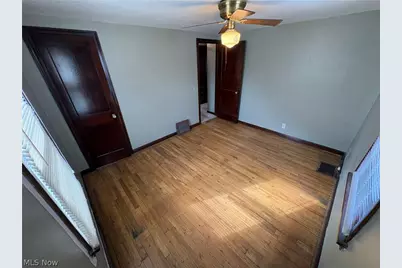 4217 Harrison Avenue NW, Canton, OH 44709 - Photo 11