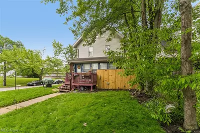 52 E Brookside Avenue, Akron, OH 44301 - Photo 7