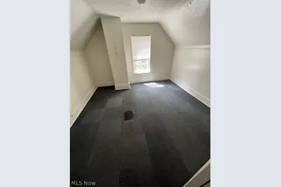52 E Brookside Avenue, Akron, OH 44301 - Photo 35