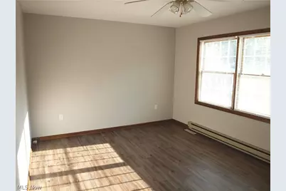 1422 Woodlawn Avenue NW, Canton, OH 44708 - Photo 11