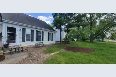 551 Carolyn Drive, Brunswick, OH 44212 - Photo 3