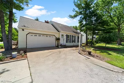 551 Carolyn Drive, Brunswick, OH 44212 - Photo 1