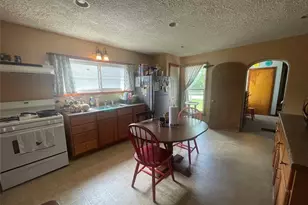 730 Otsego Ave, Coshocton, OH 43812 - Photo 7