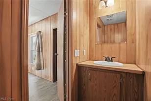 137 Marilyn Dr, Madison, OH 44057 - Photo 15