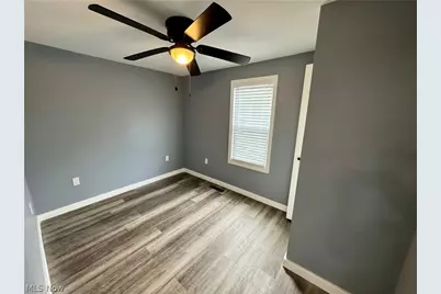 2310 Harmon Street NE, Canton, OH 44705 - Photo 17