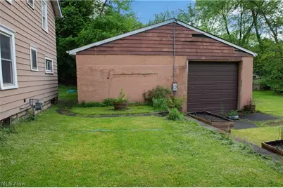 804 Hollywood Avenue, East Liverpool, OH 43920 - Photo 3