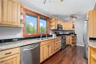 15665 Bennett Rd, North Royalton, OH 44133 - Photo 9