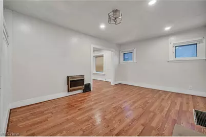 960 Whittier Avenue, Akron, OH 44320 - Photo 5