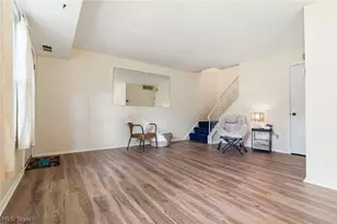 13622 Oakbrook Dr, North Royalton, OH 44133 - Photo 7