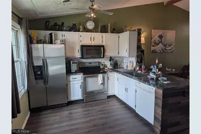 5279 Creekside Boulevard #P-12, Brunswick Hills, OH 44212 - Photo 3
