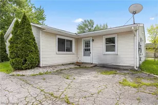 1731 Abbe Rd S, Elyria, OH 44035 - Photo 29