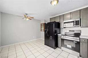 1731 Abbe Rd S, Elyria, OH 44035 - Photo 3