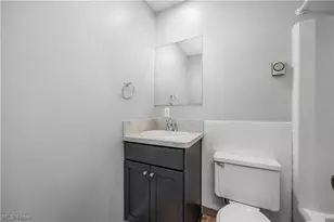 1731 Abbe Rd S, Elyria, OH 44035 - Photo 25