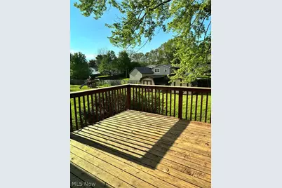 663 Meadowland Drive, Hubbard, OH 44425 - Photo 23