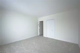 2 Bratenahl Pl, Bratenahl, OH 44108 - Photo 21