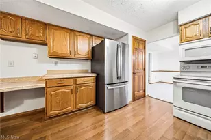 10108 Fair Rd, Strongsville, OH 44149 - Photo 7