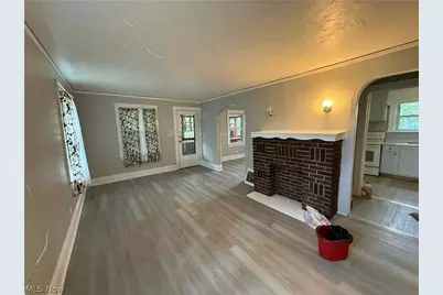1366 Superior Avenue, Akron, OH 44307 - Photo 5